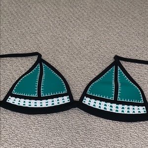 Triangl bikini top